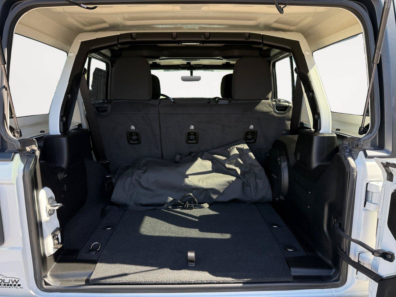 Used 2023 Jeep Wrangler Unlimited Sport AWD/4WD image 20