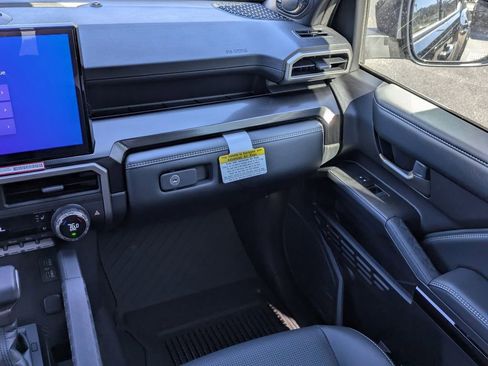 New 2026 Toyota 4Runner Limited image 18