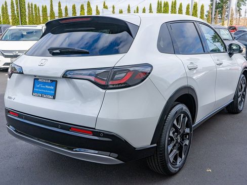 New 2026 Honda HR-V EX-L image 6