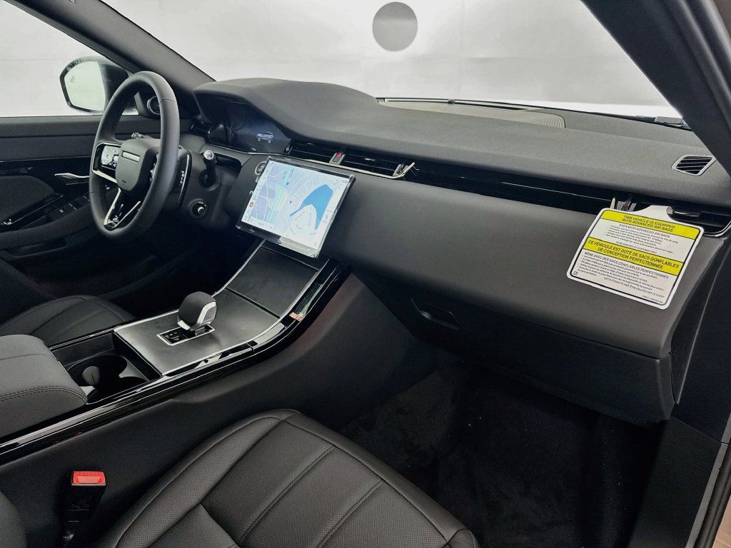 New 2026 Land Rover Range Rover Evoque S AWD/4WD image 30