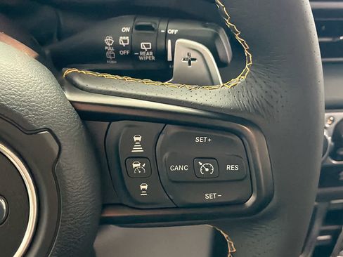 New 2025 Jeep Wrangler Unlimited Rubicon 392 image 25