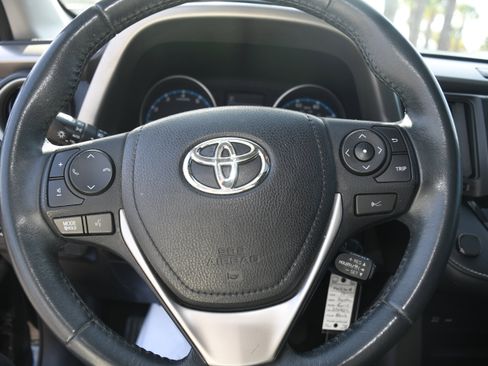 Used 2017 Toyota RAV4 XLE image 13