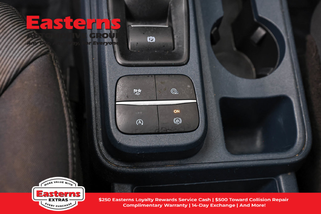Used 2022 Ford Maverick XL FWD image 21