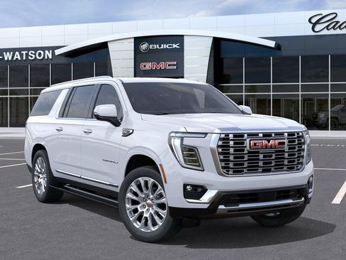 New 2026 GMC Yukon XL Denali w/ Denali Reserve Package RWD image 7