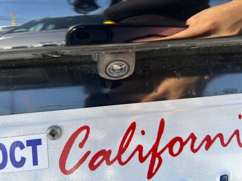 Used 2019 Subaru Impreza 2.0i image 11