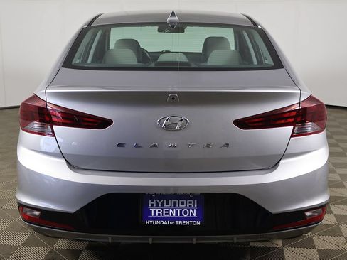 Used 2020 Hyundai Elantra SEL FWD image 10