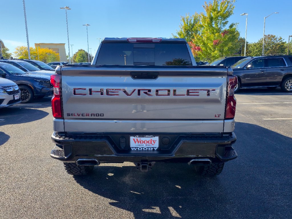 Used 2021 Chevrolet Silverado 1500 LT Trail Boss w/ Convenience Package II AWD/4WD image 9