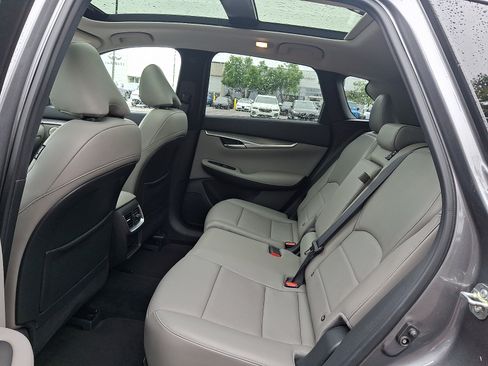 Certified 2023 INFINITI QX50 Luxe AWD/4WD image 10