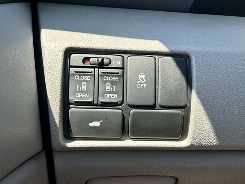 Used 2012 Honda Odyssey EX-L image 25