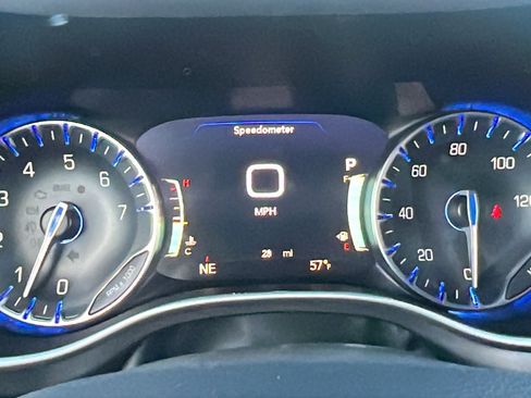 New 2026 Chrysler Pacifica Select image 28