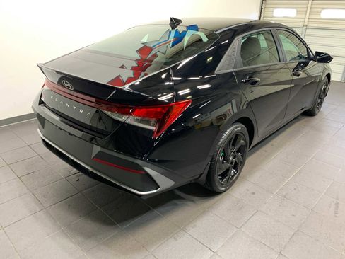 New 2026 Hyundai Elantra Sport FWD image 3