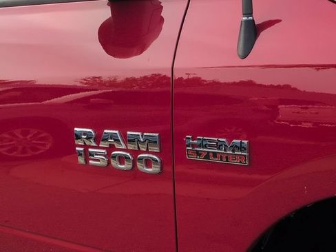 Used 2017 RAM 1500 Big Horn AWD/4WD image 12