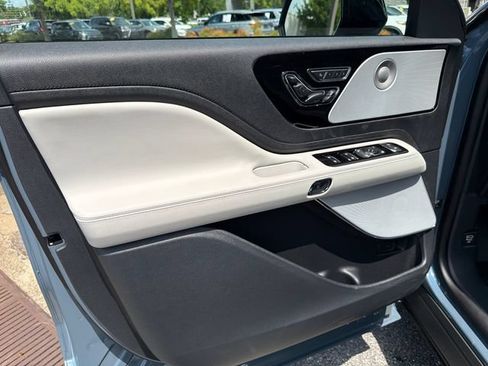 New 2026 Lincoln Aviator Reserve AWD/4WD image 10