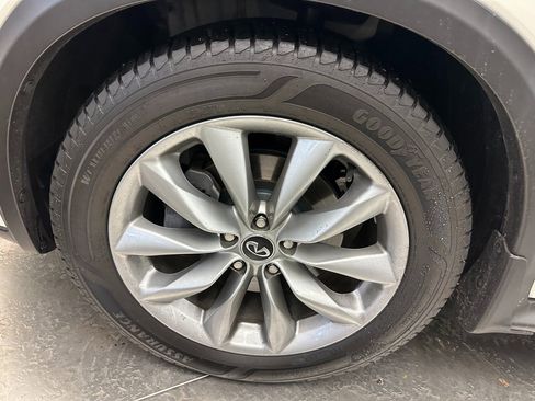 Used 2019 INFINITI QX50 Essential w/ Proactive Package image 37