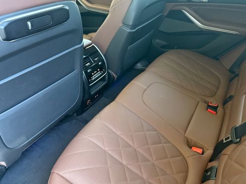 Used 2025 BMW X5 xDrive40i w/ Climate Comfort Package AWD/4WD image 13