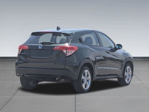 Used 2017 Honda HR-V LX image 5