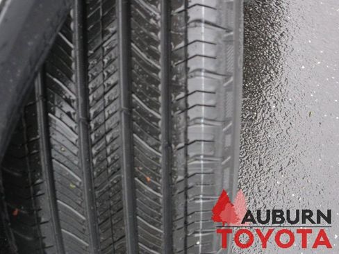 Certified 2024 Toyota Prius Prime image 5