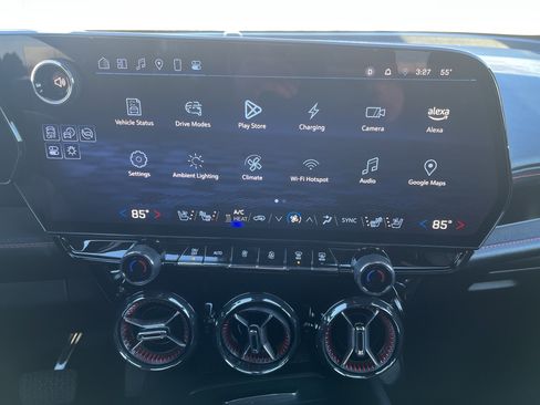 Used 2025 Chevrolet Blazer EV RS image 26