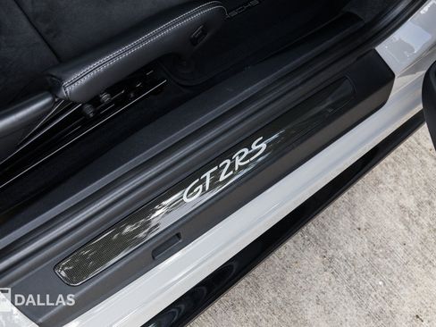 Used 2018 Porsche 911 GT2 RS RWD image 47
