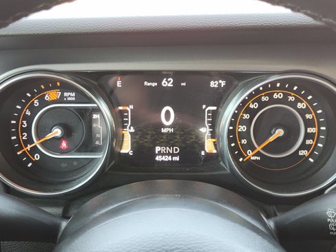 Used 2021 Jeep Wrangler Unlimited Sport AWD/4WD image 17