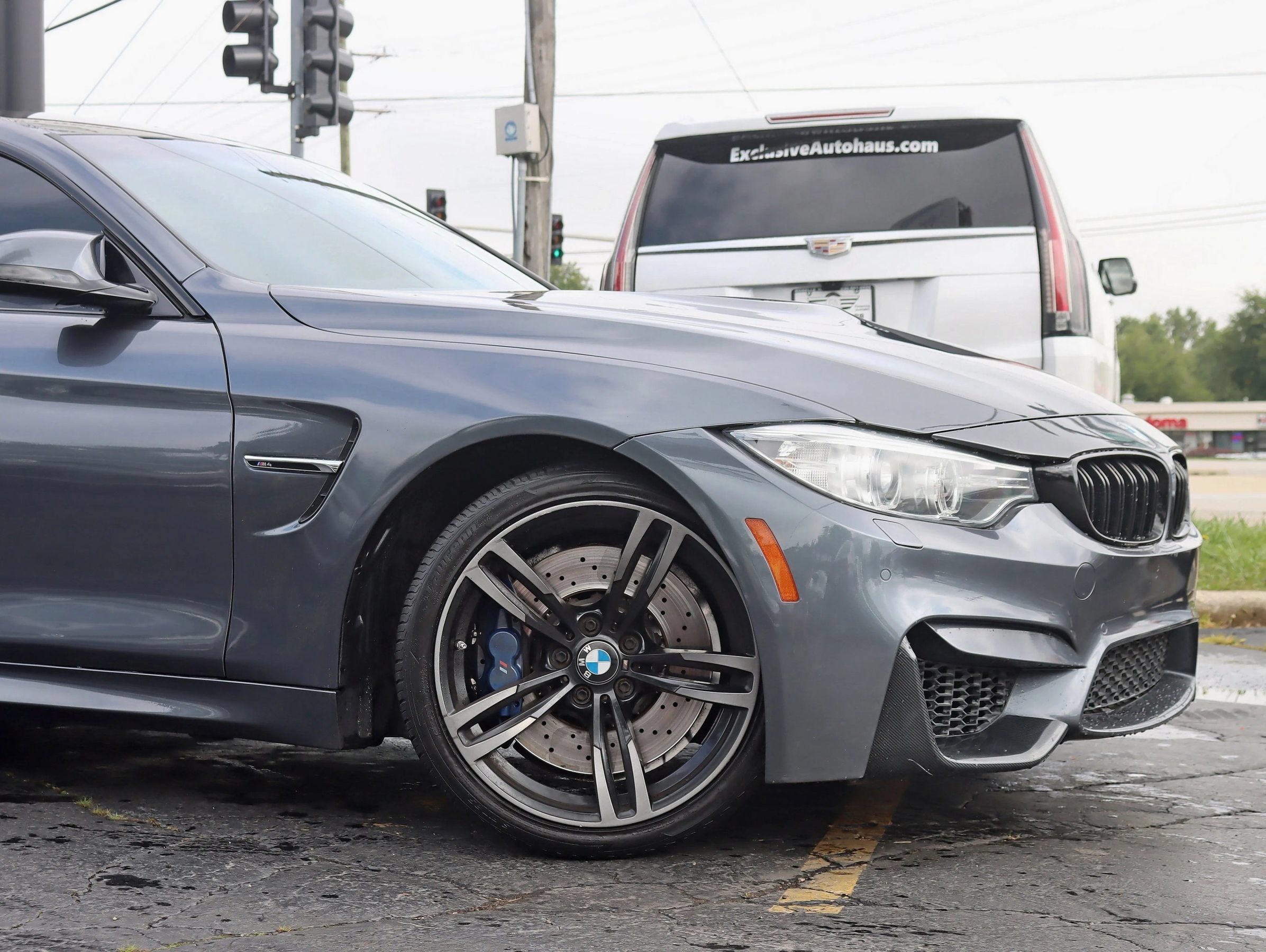 Used 2016 BMW M4 Coupe RWD image 3