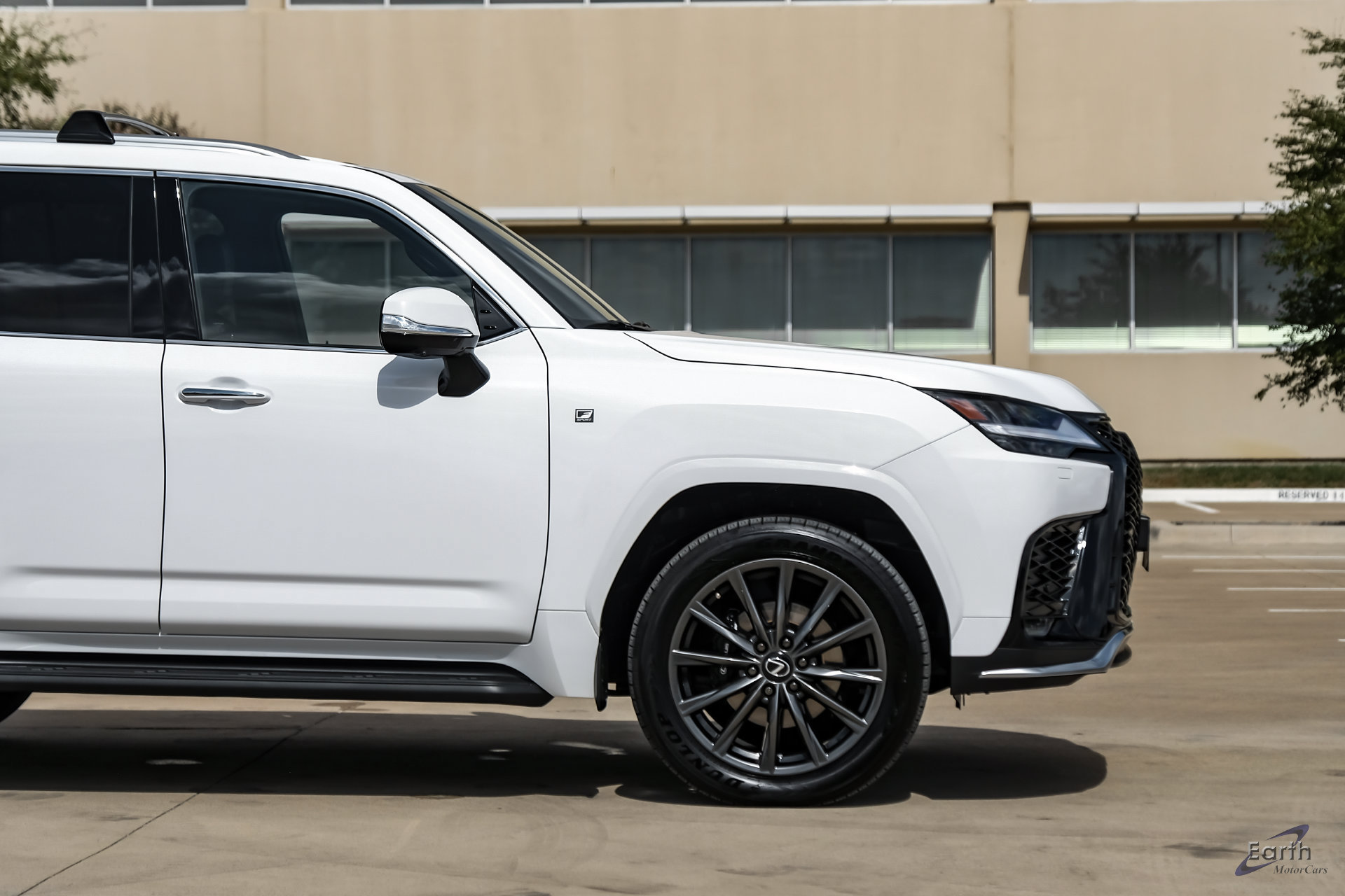 Used 2026 Lexus LX 600 F Sport w/ Accessory Package (Z1) AWD/4WD image 22