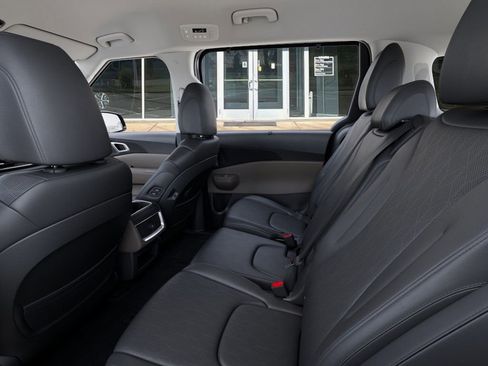 New 2026 Kia Carnival EX image 18