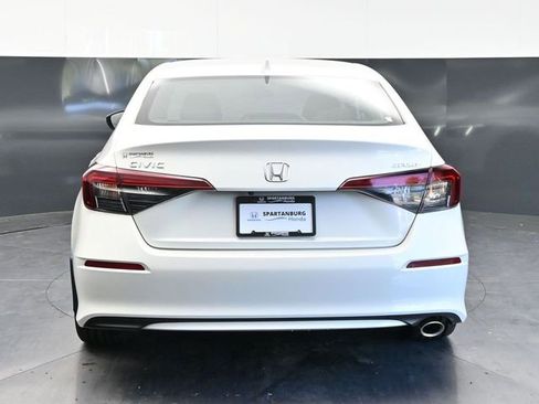 Used 2025 Honda Civic Sport image 6