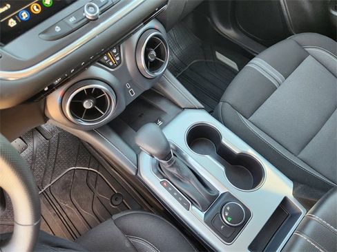 Used 2024 Chevrolet Blazer LT w/ Convenience Package image 19