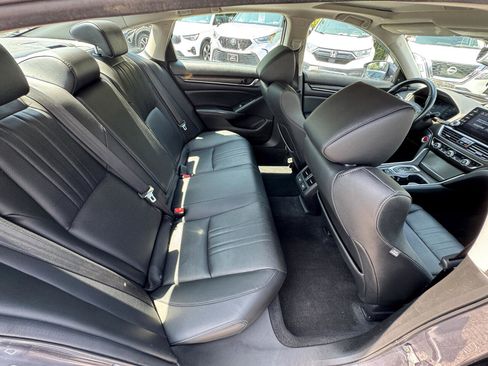 Used 2022 Honda Accord Touring image 40