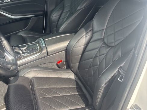 Used 2023 BMW X5 xDrive40i AWD/4WD image 6