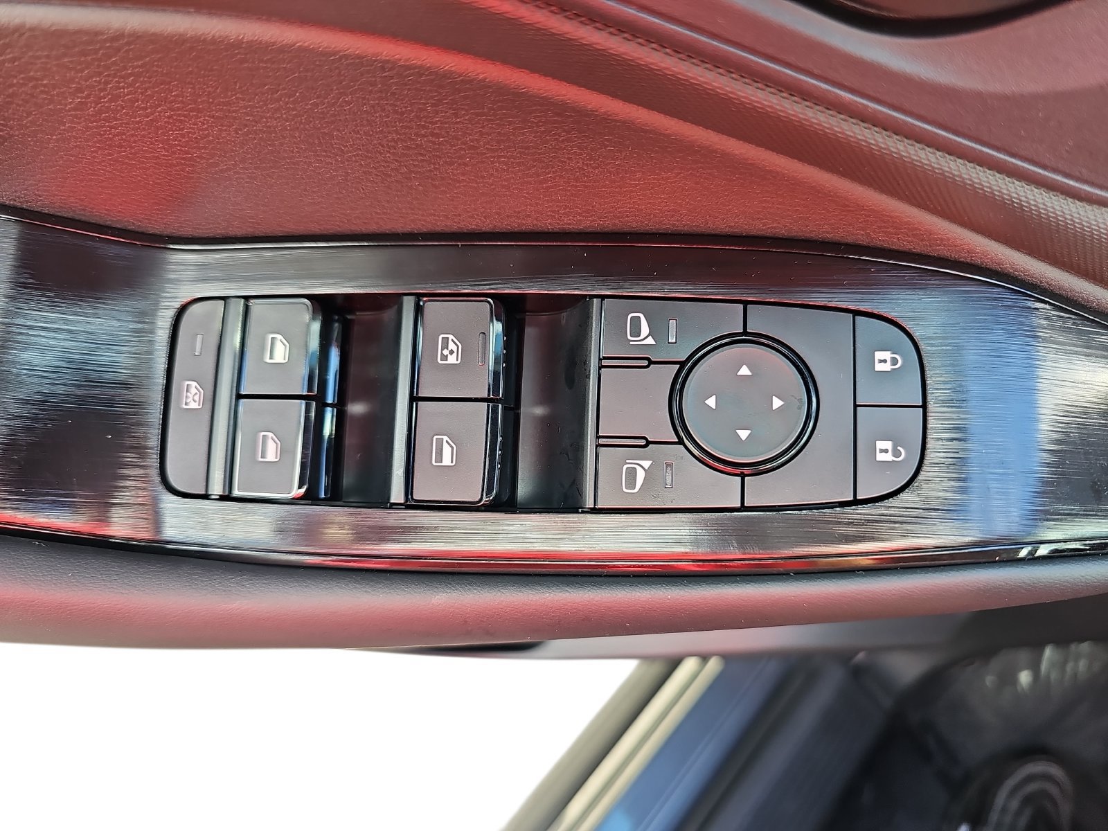 New 2027 Nissan Rogue S FWD image 27