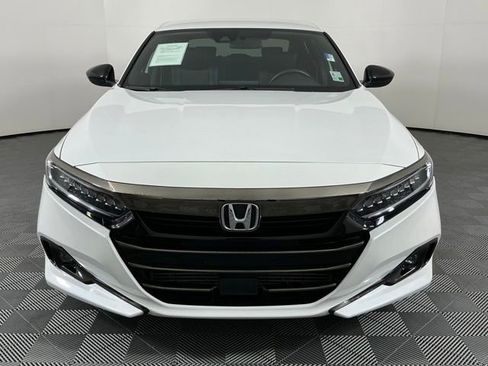 Used 2022 Honda Accord Sport image 3
