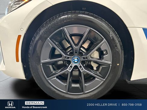 Used 2023 BMW i4 eDrive40 RWD image 29