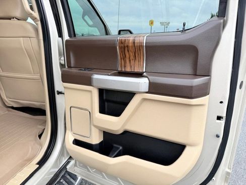 Used 2018 Ford F150 Lariat image 20