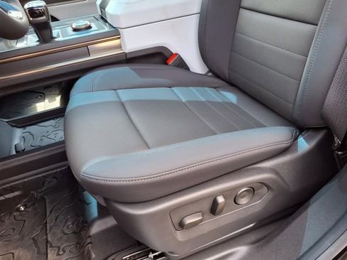 New 2025 GMC Hummer EV 2X image 22