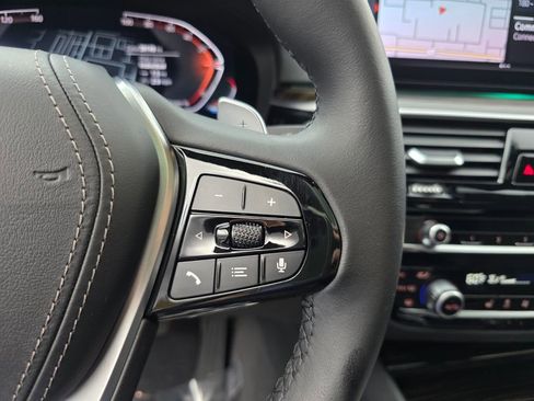 Used 2021 BMW 540i w/ Convenience Package image 20