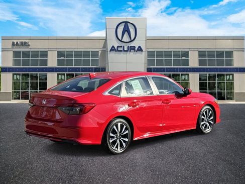 Used 2022 Honda Civic EX image 5