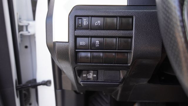 Used 2024 Toyota Tacoma TRD Off-Road AWD/4WD image 21