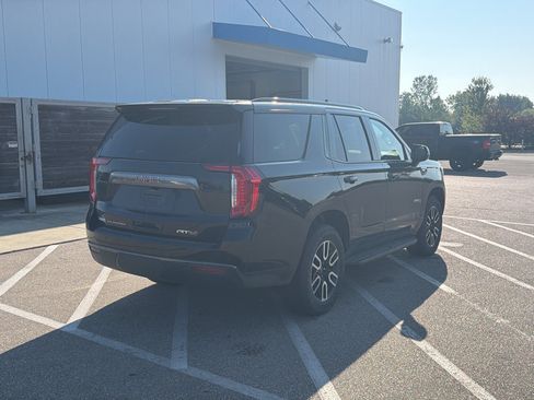 Used 2023 GMC Yukon AT4 AWD/4WD image 5