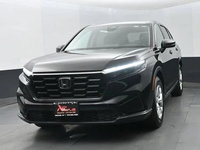 Used 2025 Honda CR-V LX
