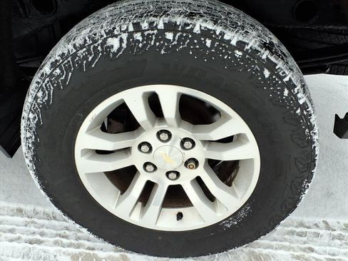 Used 2018 Chevrolet Silverado 1500 LT w/ All Star Edition image 9