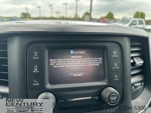 Used 2022 RAM 1500 Big Horn AWD/4WD image 27