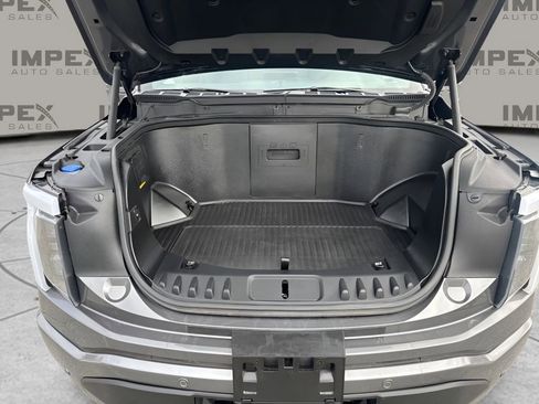 Used 2022 Ford F150 Lightning Lariat image 34