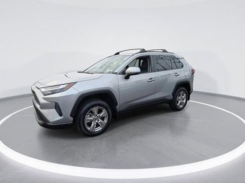 Certified 2022 Toyota RAV4 XLE image 5
