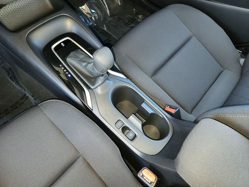 Used 2025 Toyota Corolla LE image 21
