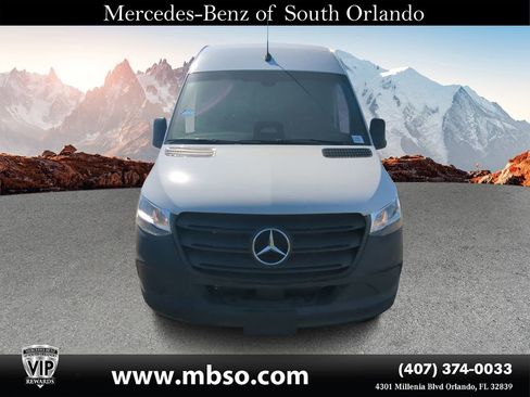 Used 2025 Mercedes-Benz Sprinter 2500 image 19