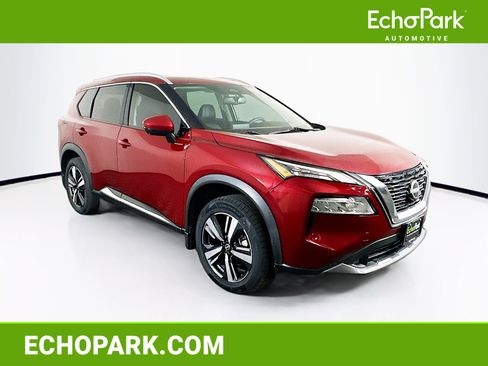 Used 2022 Nissan Rogue SL image 1