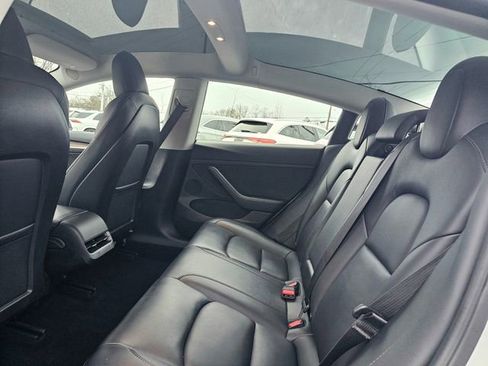 Used 2022 Tesla Model 3 Performance image 23