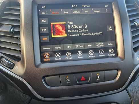 Used 2021 Jeep Cherokee Trailhawk image 10